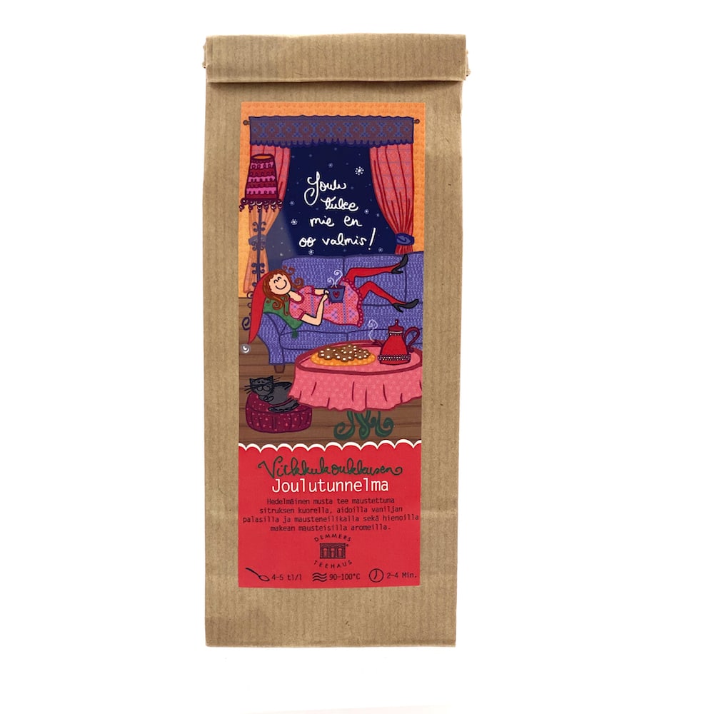 Maukas ja valloittavan tuoksuinen ja makuinen Demmers Teehausin irtotee söpöllä Virkkukoukkusen suunnittelemalla pakkauksella. Joulu tulee mie en oo valmis! -tekstillä ja jouluisella kuvalla.