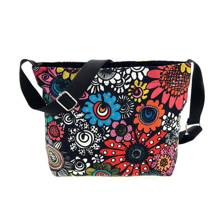 Olka Shoulder Bag | MEGAKUKKARALLA