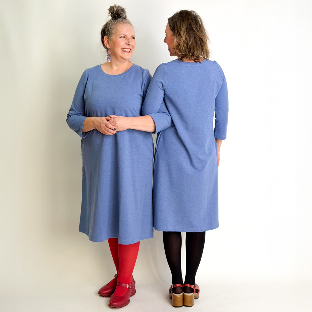 Ajaton collegemekko | HARMAANSININEN