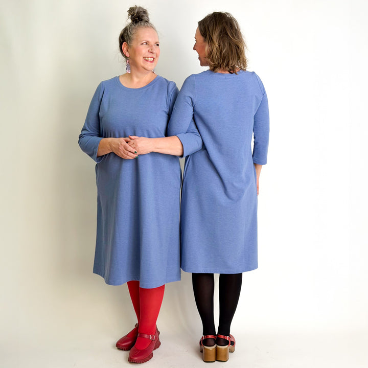 Ajaton collegemekko | HARMAANSININEN