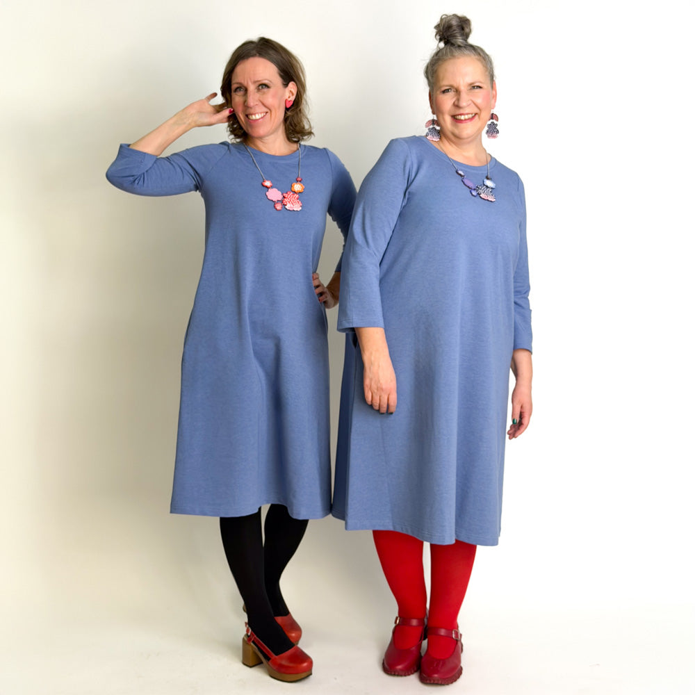 Ajaton collegemekko | HARMAANSININEN