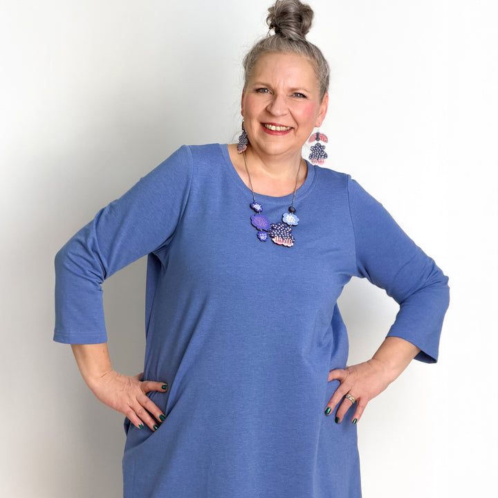 Ajaton collegemekko | HARMAANSININEN