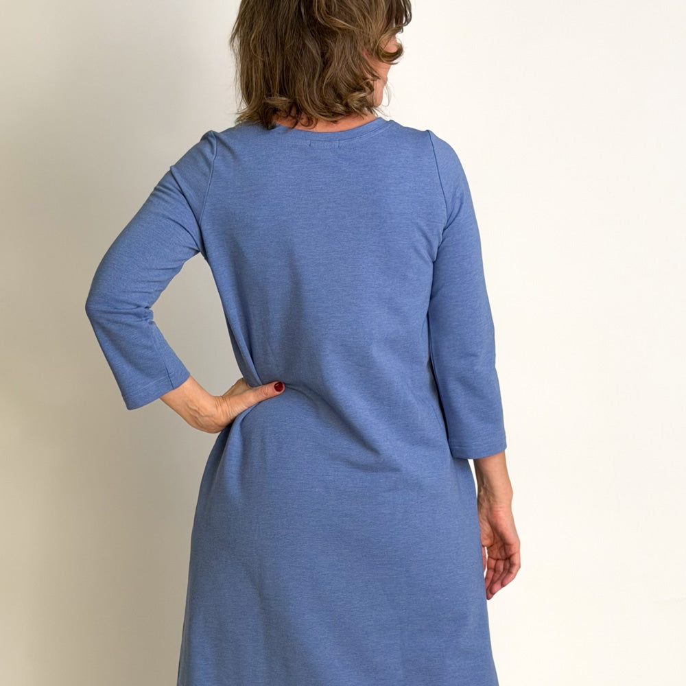 Ajaton collegemekko | HARMAANSININEN