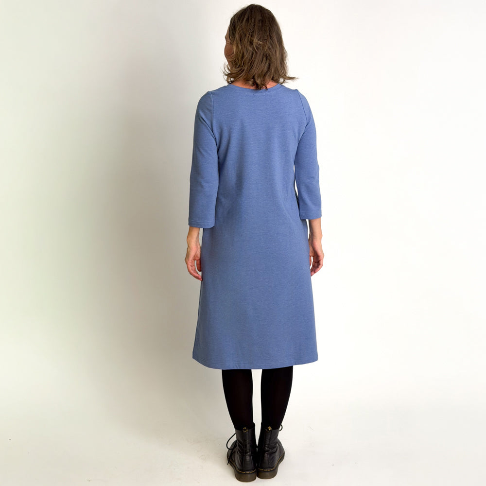 Ajaton collegemekko | HARMAANSININEN