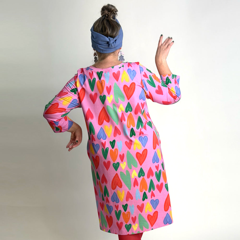 Ajaton trikoomekko | HERTTA