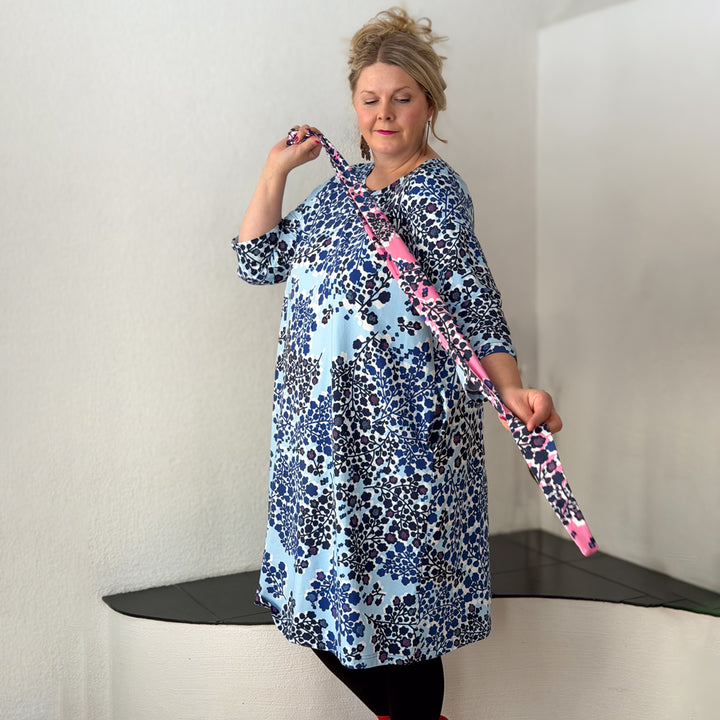Ajaton Jersey Dress | KIRSIKKAPUU | blue