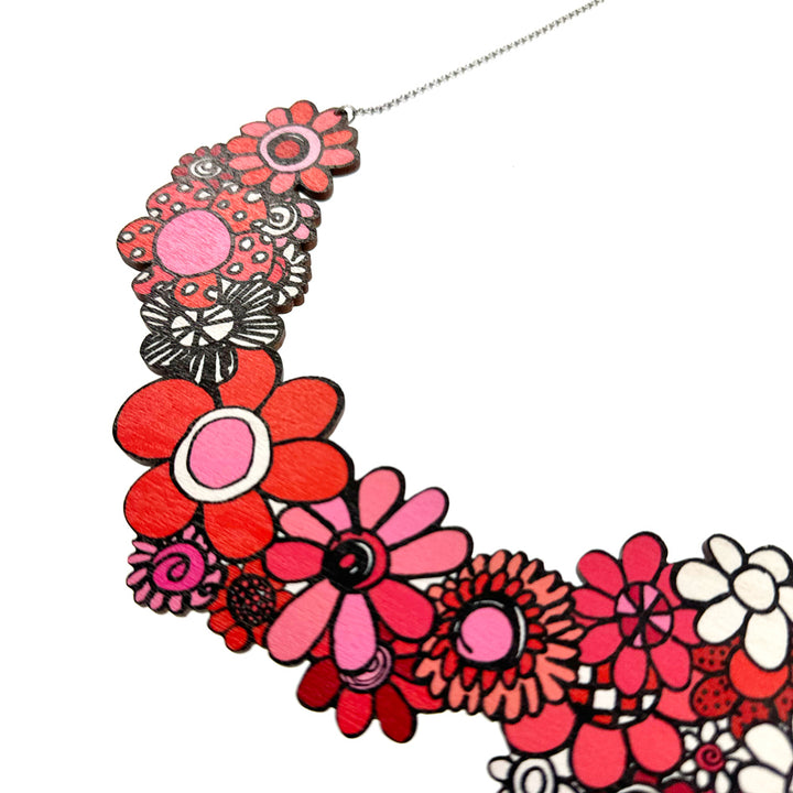 Necklace | KUKKARALLA | red/blue