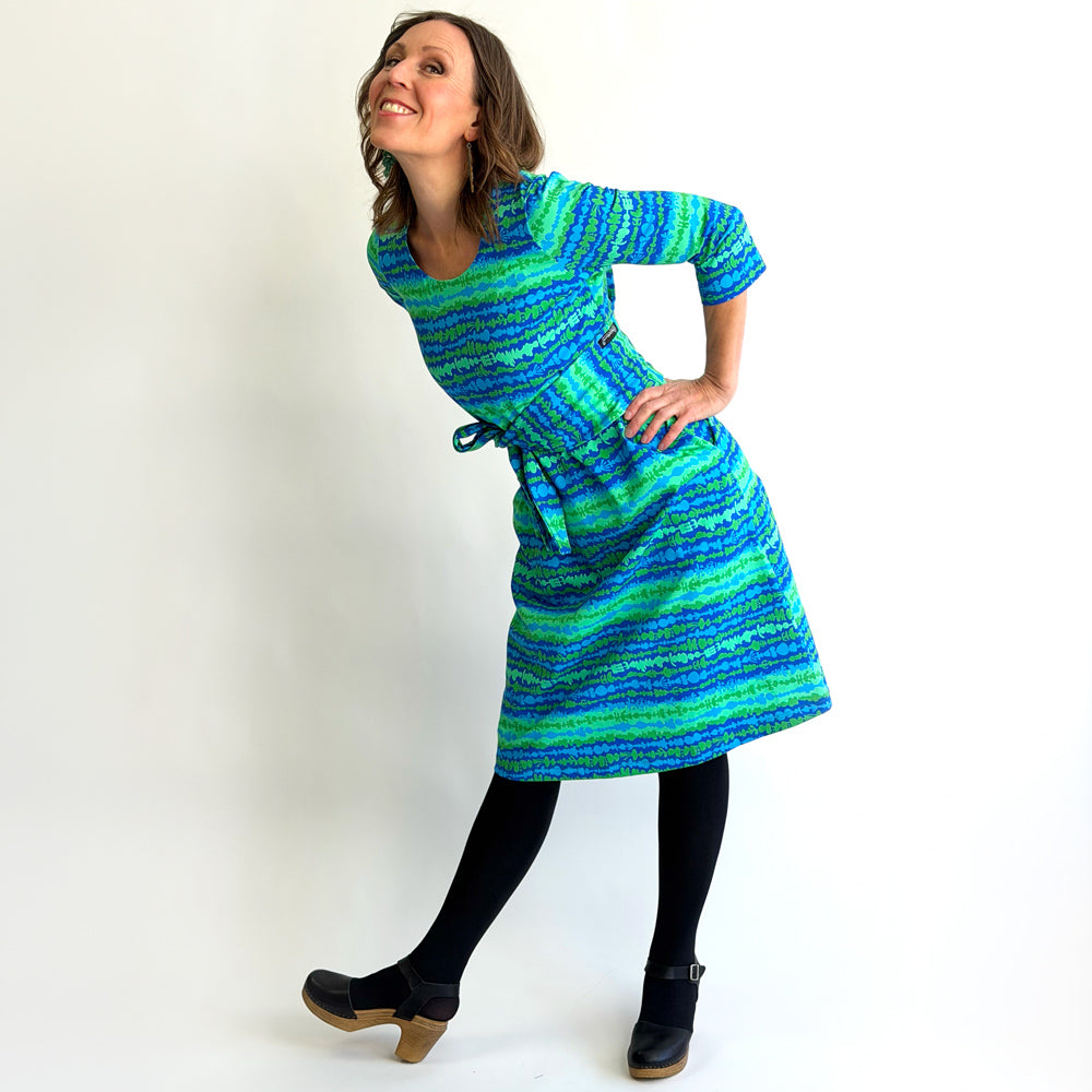 Kiva trikoomekko | MOJOVA | vihreä