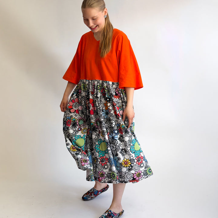 Mekko | LEIJU | Maxikukkaralla, multi