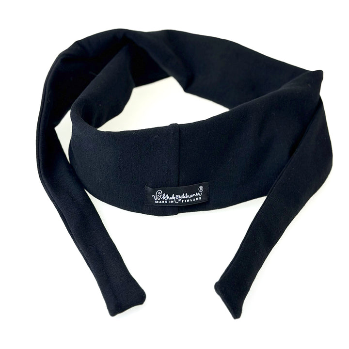 Lirpukka collegehuivi | HIILENMUSTA