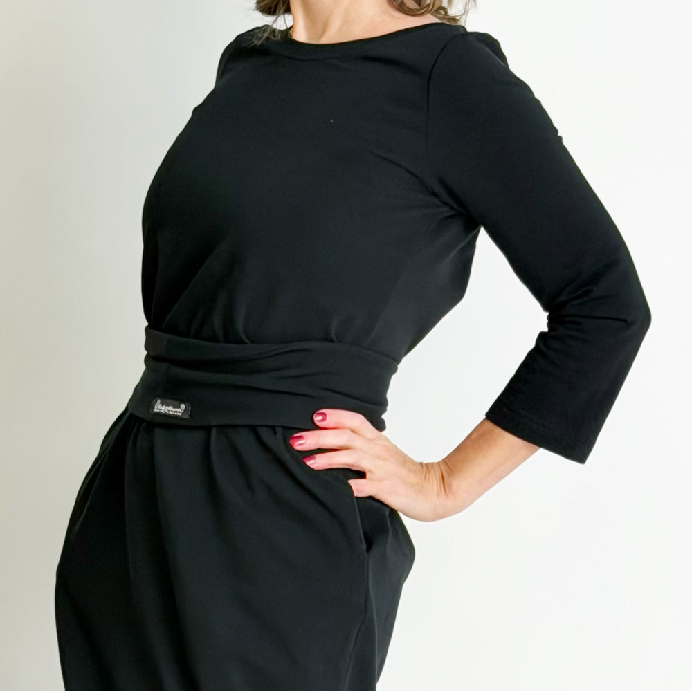 Lirpukka collegehuivi | HIILENMUSTA