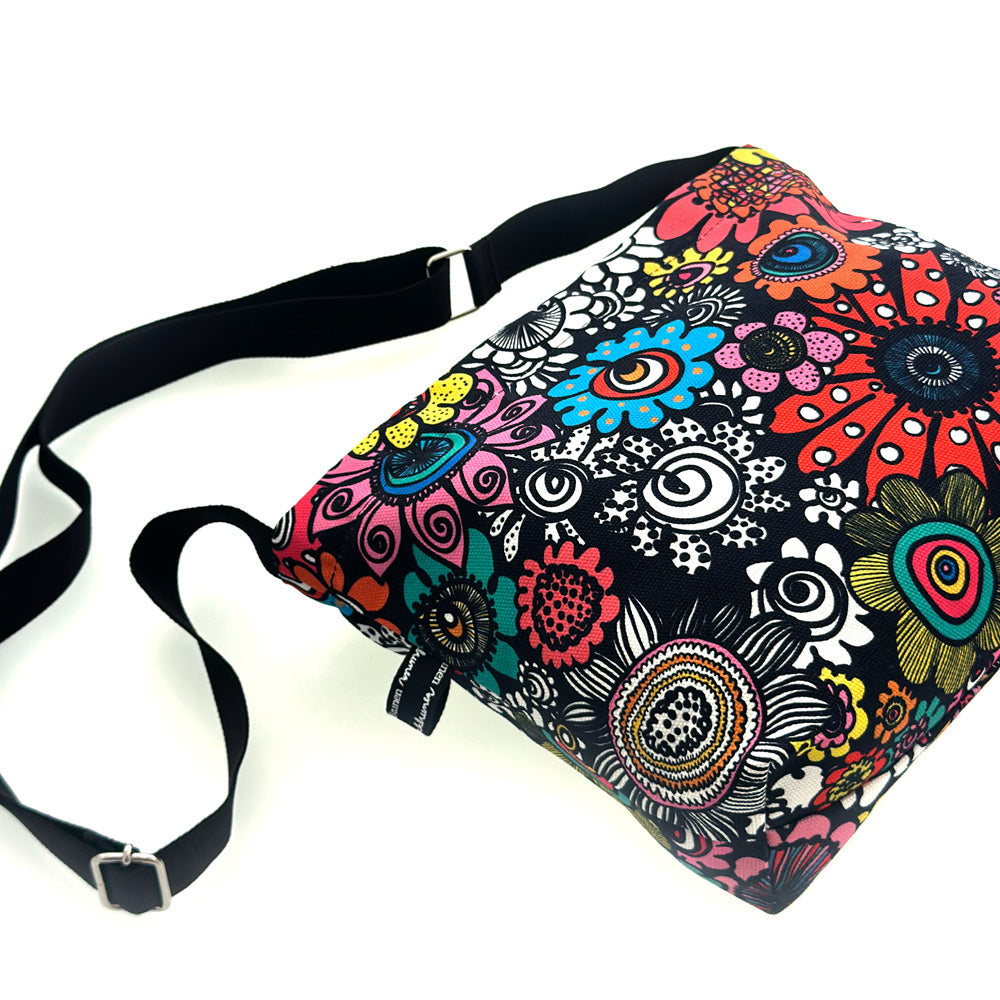 Olka Shoulder Bag | MEGAKUKKARALLA