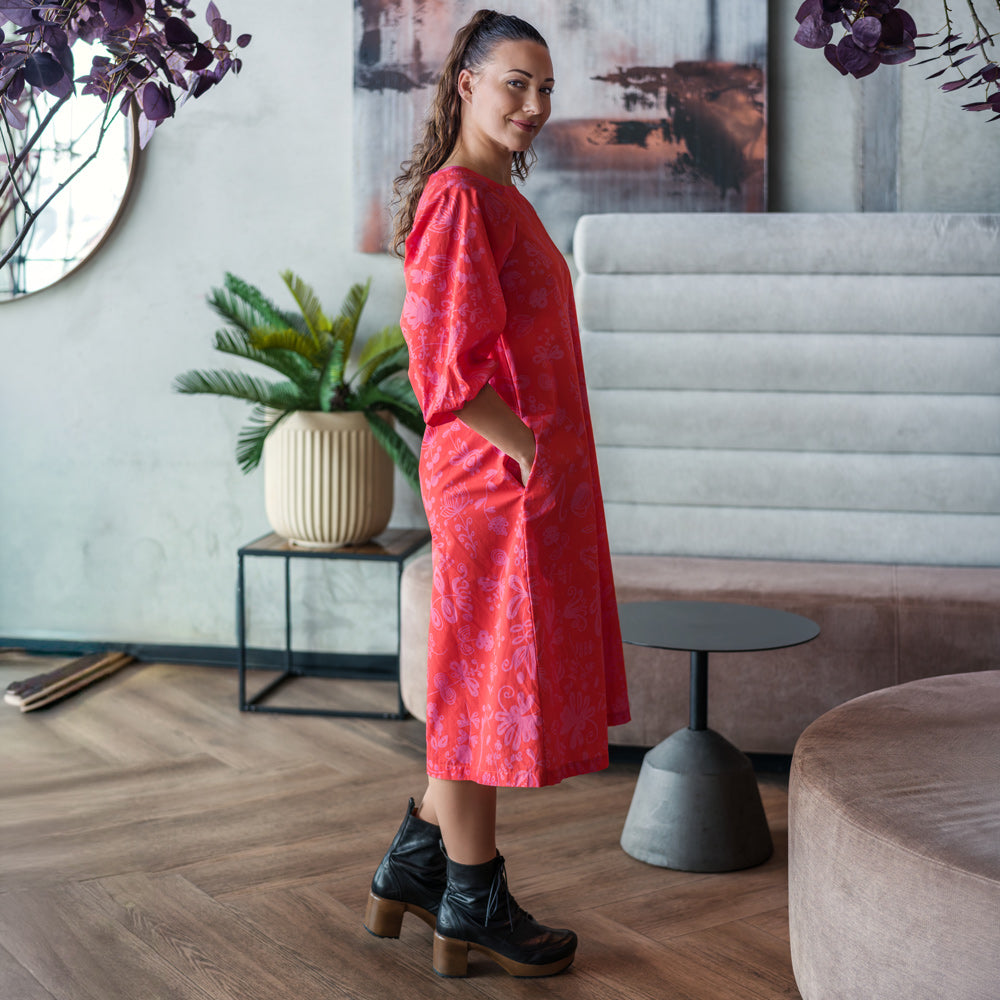 Ooppera mekko | NUPPUNEN